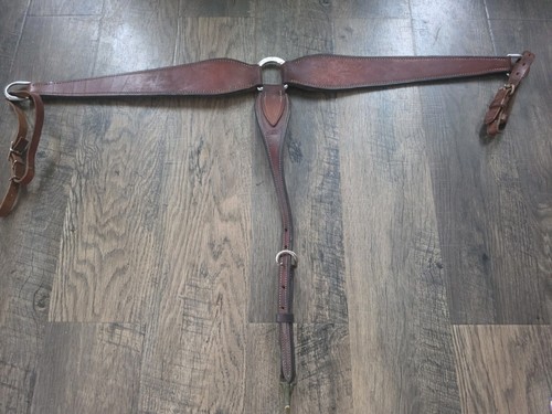 Western breast collar - breast,