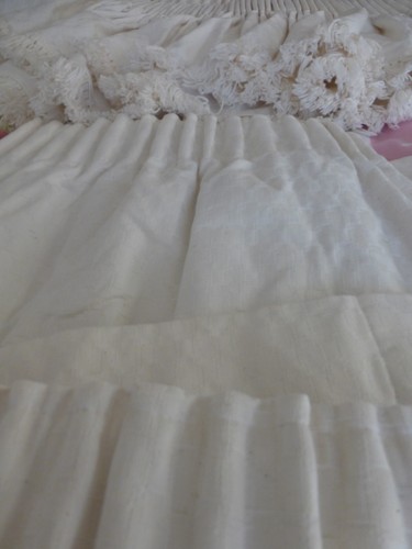 Cream lined curtains 100%