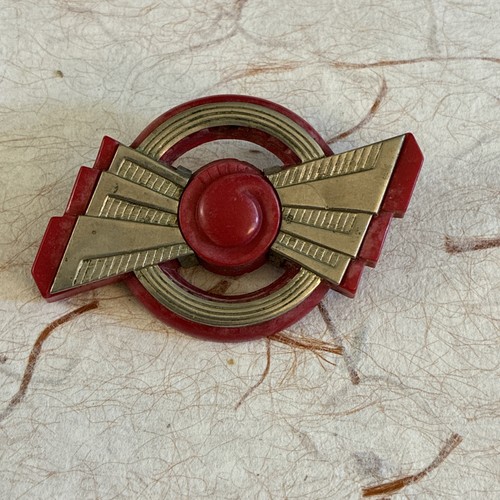 Machine age art deco - machine, red