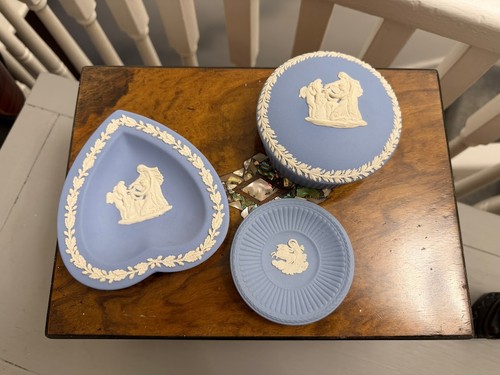 Wedgwood heart shaped - heart,