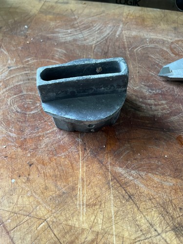 Sailing dinghy mast - mast, base