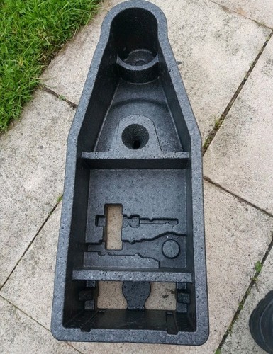 Genuine vauxhall insignia - vauxhall, boot