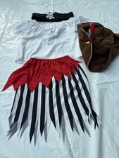 Girl pirate dress up with hat from M&S 5-7yrs costume parrot  