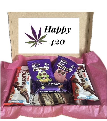 Munchie giftbox for stoners - for,