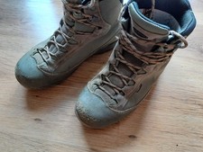 Genuine UKSF Aku Pilgrim DS Desert Boots, UK8, Not General Issue Pilgrims...