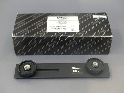 Nikon flash bracket - nikon,