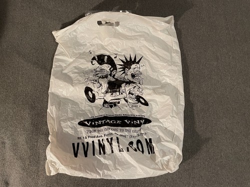 Vintage vinyl shopping - vinyl,