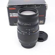 Sigma 70-300mm f/4-5.6 DG
