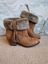 Rocket Dog Tan Fake Fur Block Heel Tassle Ankle Boots. Size 7