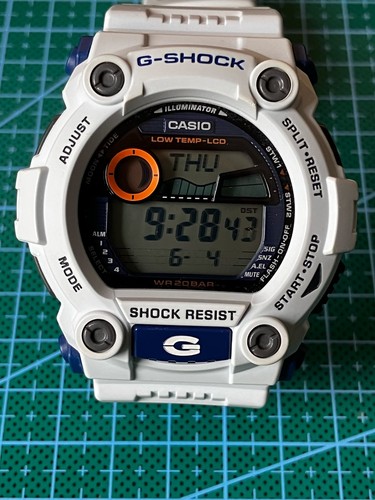 Casio shock 7900a white - g-shock,