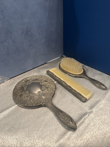 Vintage silver plated vanity - silver,