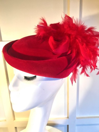 Red pillbox hat vintage - red,