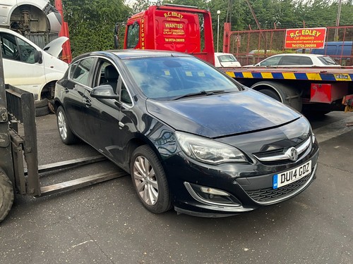 Vauxhall astra 2014 - 2l, diesel