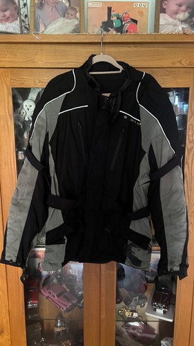 Bering motorcycle jackeet
