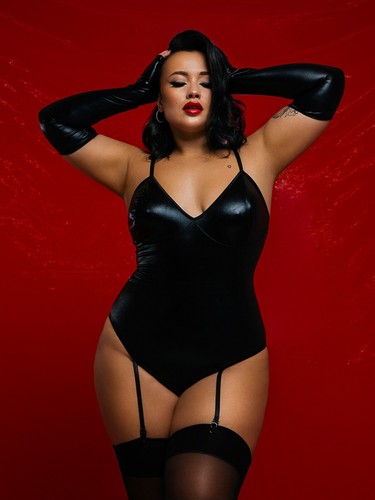 Curvy super elastic bodysuit - elastic,