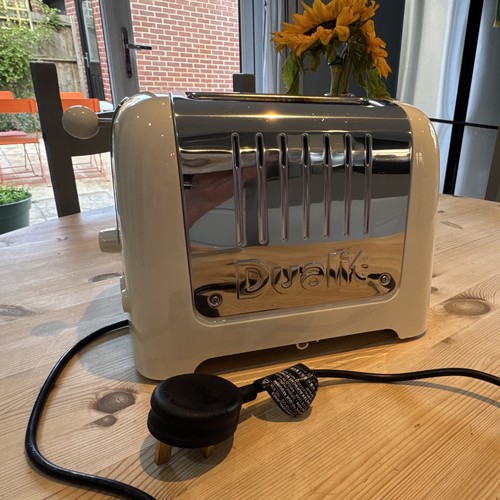 Dualit slice toaster - dualit, 6
