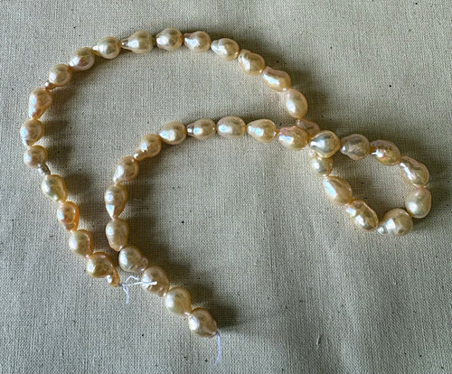 Cream oval baroque - cream, beads