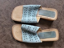 Women aqua suede low heeled - women's,
