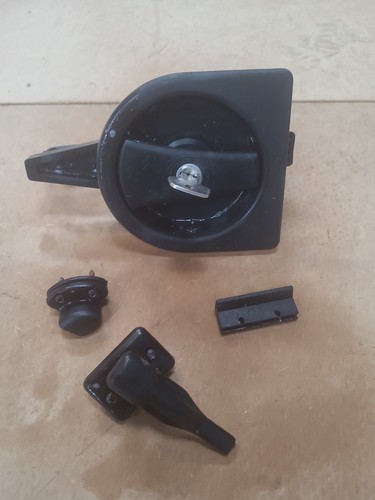 Door lock handle - door, barrel