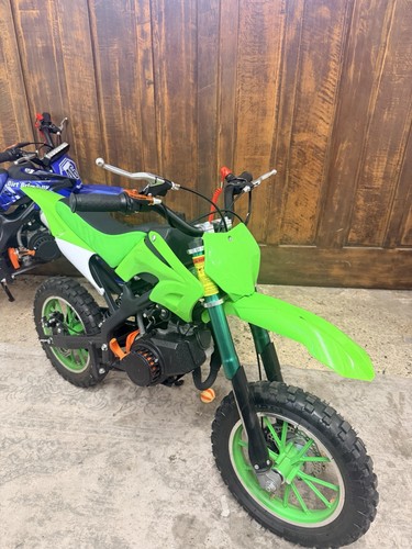 Green dirt bike - it, can