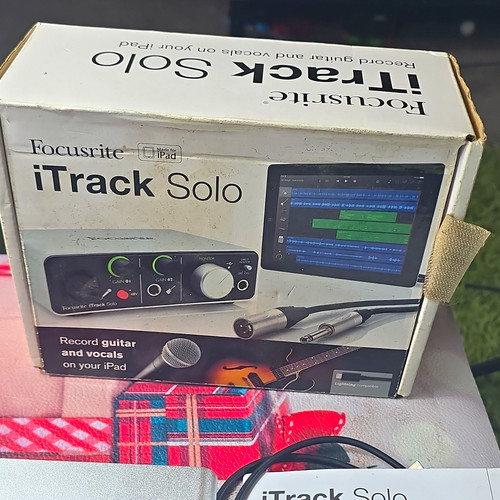 Focusrite itrack solo desktop - focusrite,