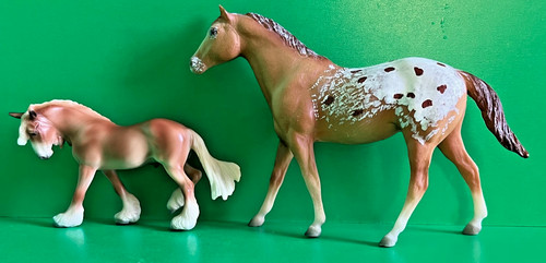 Breyer little bits paddock - breyer,