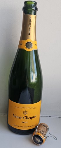 Veuve clicquot champagne empty - champagne,