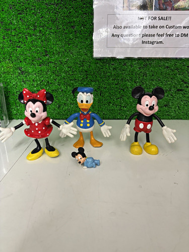 Disney mickey mouse - mickey, minnie
