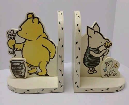 Classic winnie the - winnie,