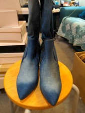 Sergio Todzi Embroidered Thigh