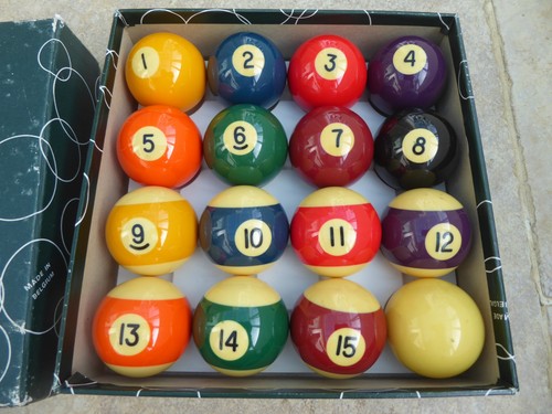 Aramith pool balls - aramith, spots