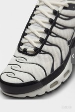 Nike TNS Panda Size 7 Brand
