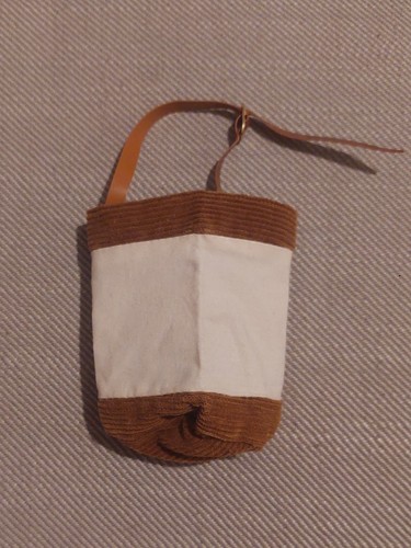 Sindy 1960s horse nosebag - sindy,