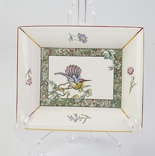Wedgwood Hummingbird