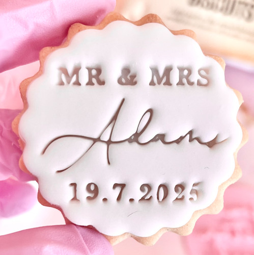 Customised fondant stamp