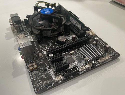 Gigabyte socket 1150 - socket,