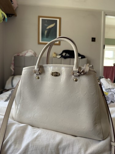 Vintage coach peyton embossed - vintage,
