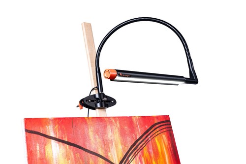 Daylight techne artist - 2, easel