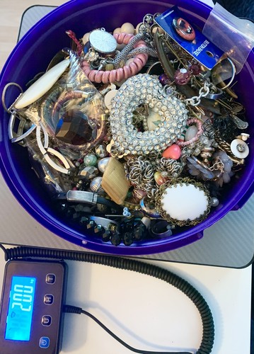 Mixed costumejewellery - mixed,