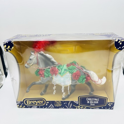Breyer christmas bloom 2025 - breyer,