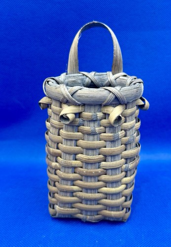 Vintage wicker wall hanging - vintage,