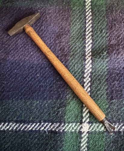 Rare vintage tack - tack, upholstery