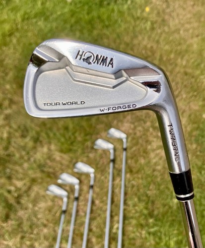 Honma tour world tw737 - honma, vs