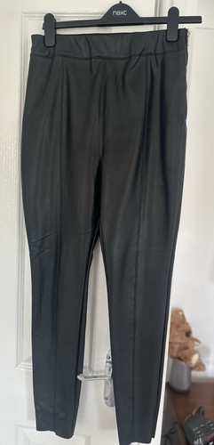 Gorgeous river island - river, fur