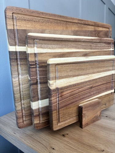 Premium acacia wood chopping - acacia,