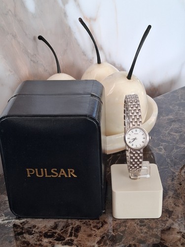 Ladies pulsar watch quartz - pulsar,