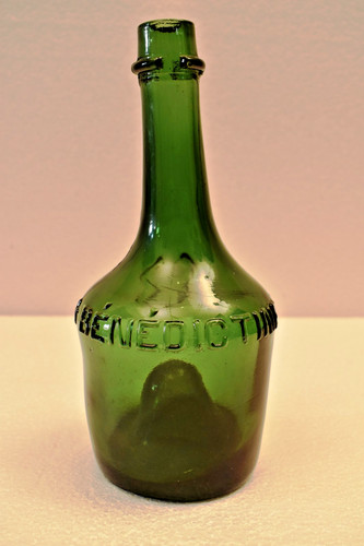 Antique benedictine green - antique,