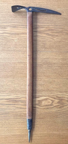 Ice axe vintage wooden - vintage, handle