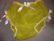 ABDL YELLOW PLASTIC NAPPY PANTS WHITE LACE TRIM SATIN BOWS M/L