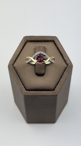Red spinel and diamond ring - diamond,